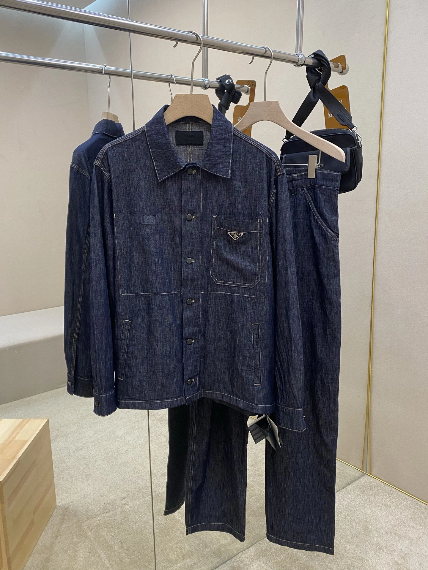 wg.luxury- Pr141 item:E-F409G2611